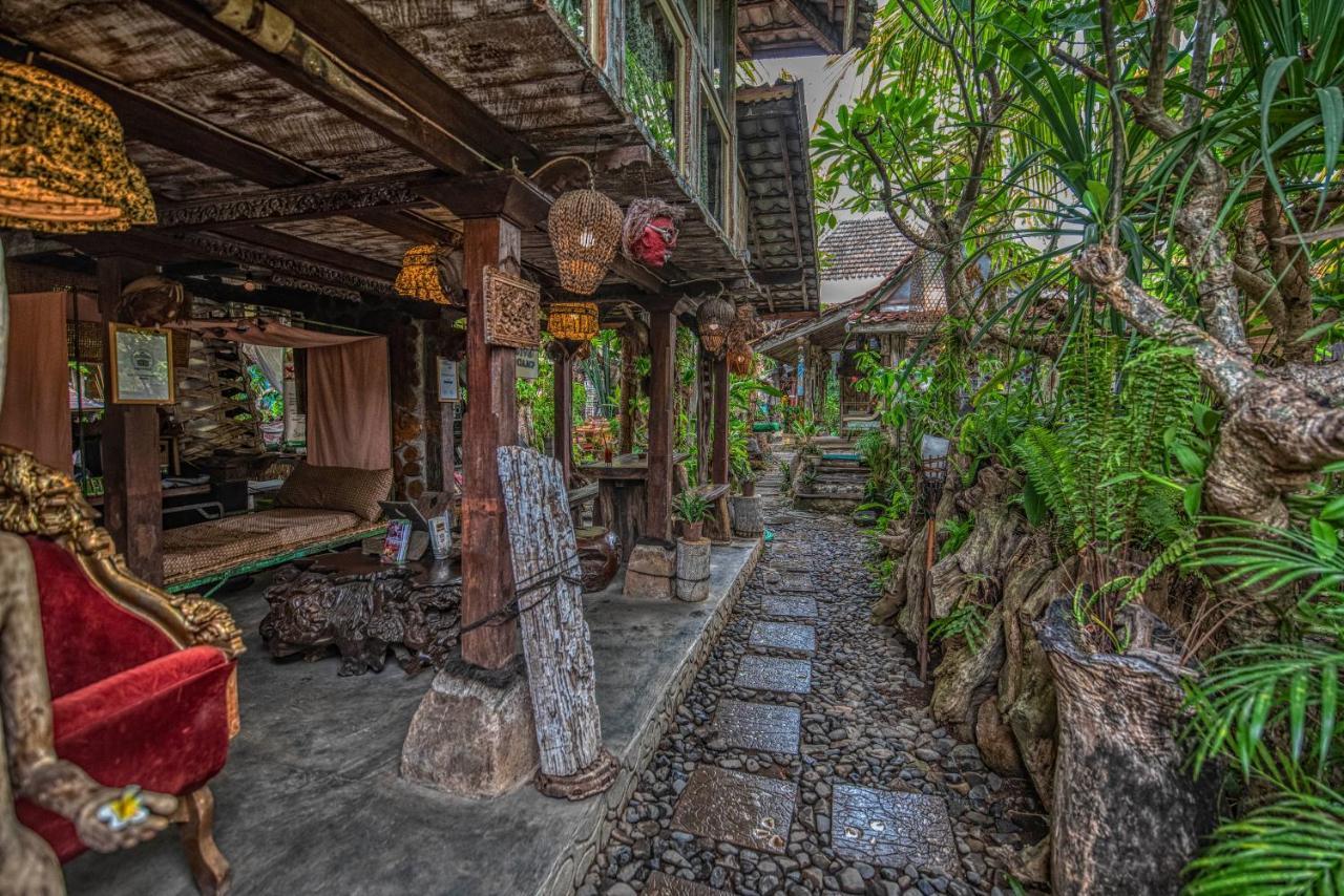 Santhiku Hotel & Spa Lovina  Exterior photo